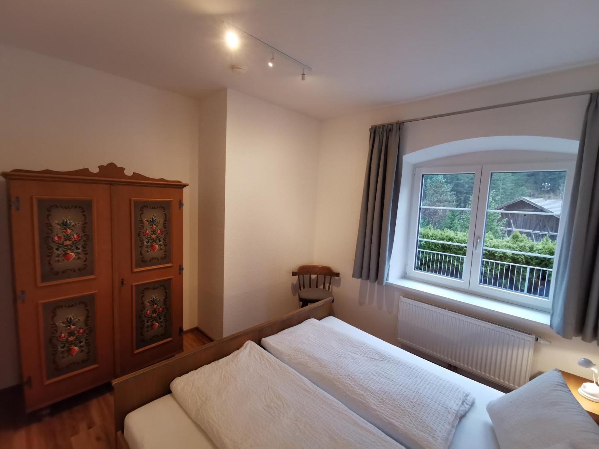 Apartments Haus Schoen - Preise Inclusive Pitztal Sommer Card Jerzens Ruang foto