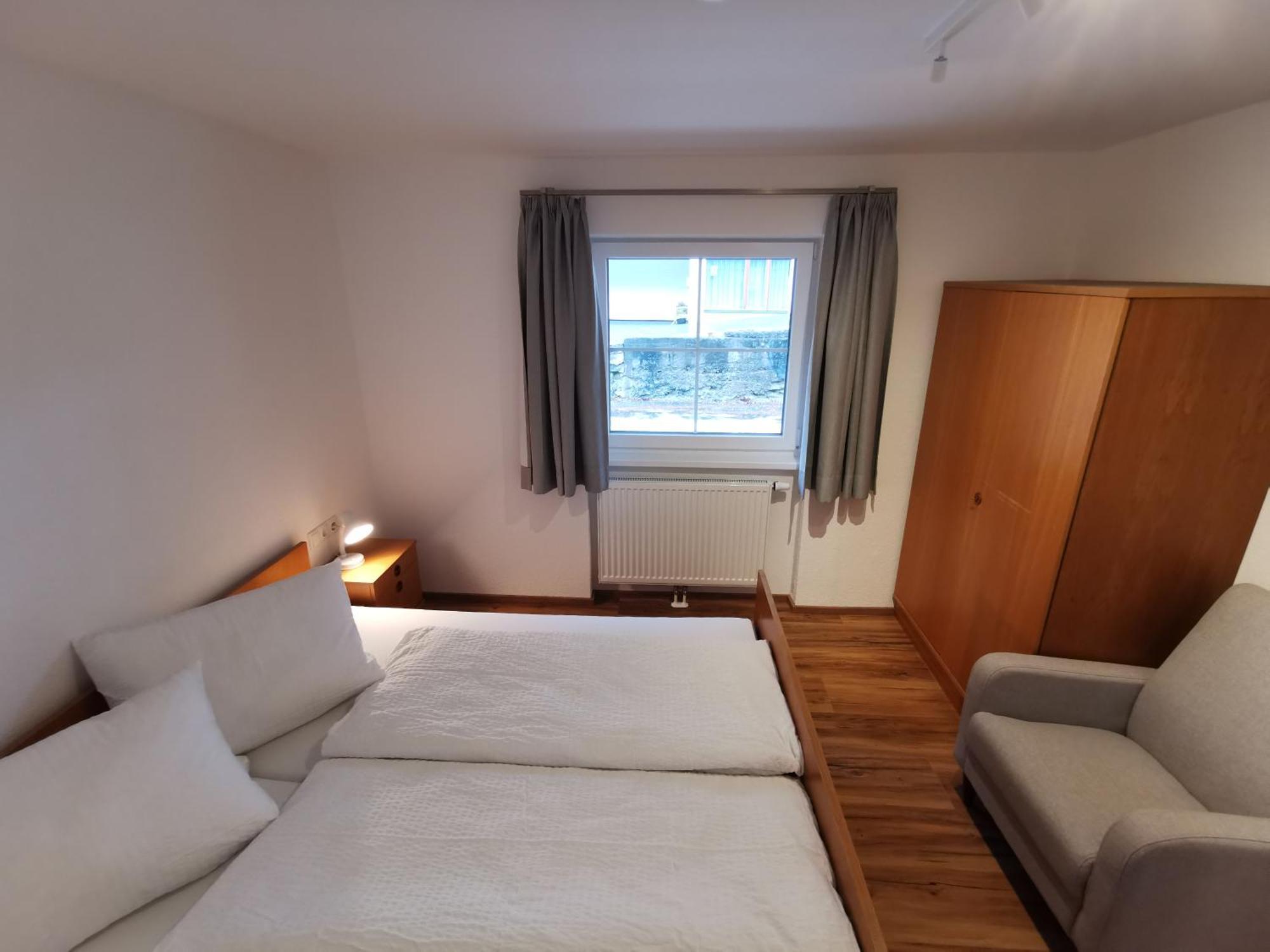Apartments Haus Schoen - Preise Inclusive Pitztal Sommer Card Jerzens Ruang foto
